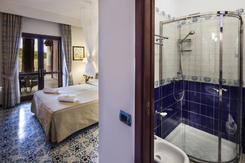 Koupelna v ubytování Hotel Eros