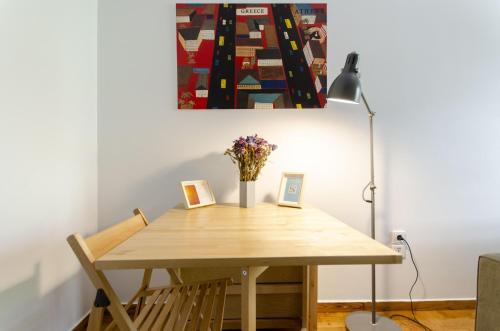 Colourful apartment under the Acropolis