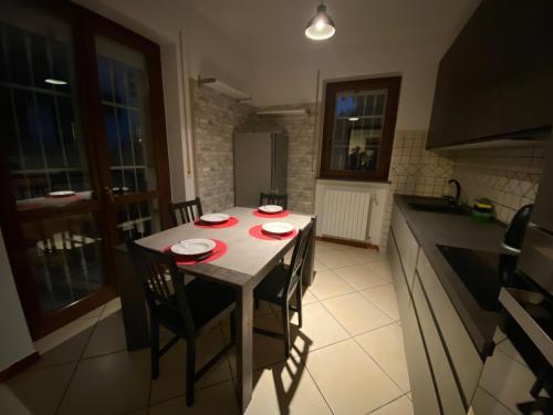 Foto dalla galleria di Ci-Ra's home a Cernusco S/N (MI) a Cernusco sul Naviglio