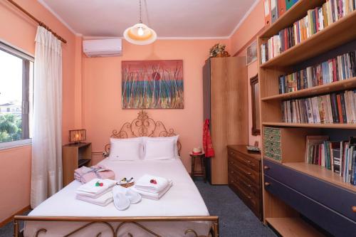 Spirelas House Private Parking 15min from town