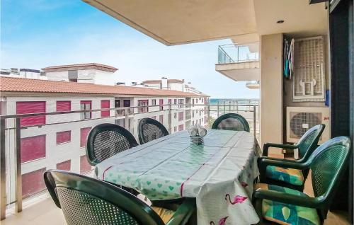 Nice apartment in Oropesa del Mar with Outdoor swimming pool, 2 Bedrooms and WiFi