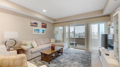 450 E Nashville, Unit 403 – Photos 3