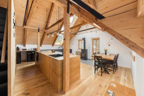 Hiša na soncu / Sun house