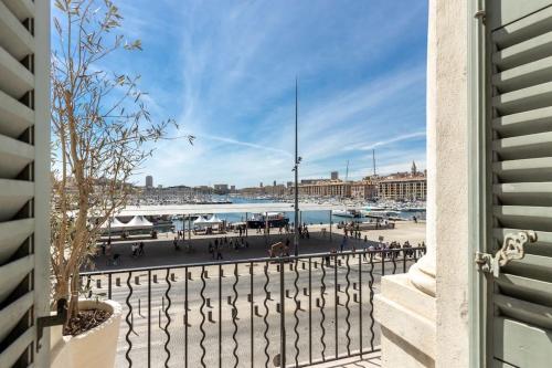 LE M Luxueux appartement sur le Vieux port de Marseille photo 31
