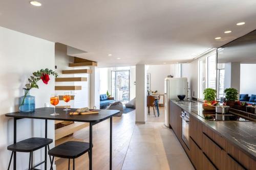 LE M Luxueux appartement sur le Vieux port de Marseille photo 22
