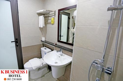 Un baño de K Business 1 Hotel My Dinh 미딩