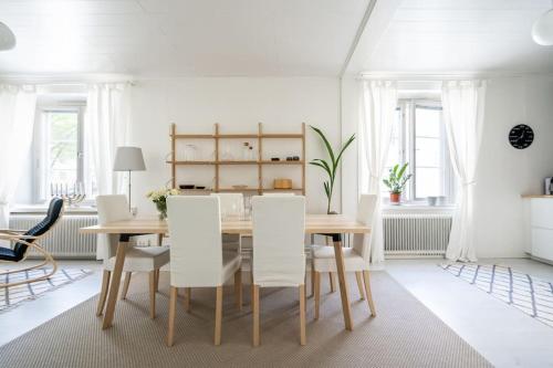 Foto Luminous 1BR apt next to Puu-Vallilla 4