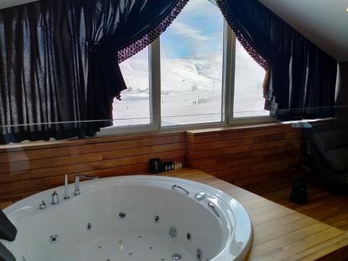 Ein Badezimmer in der Unterkunft Bof Hotels Uludağ Ski&Luxury Resort All Inclusive