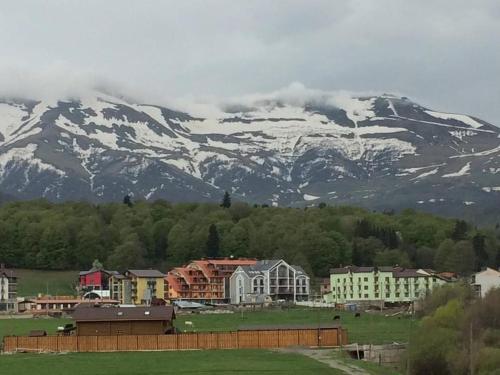 Nespecifikovaný výhled na hory nebo výhled na hory při pohledu z ubytování v soukromí