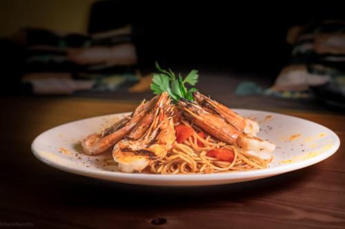 Φωτογραφία από το άλμπουμ του Sunset Inn σε Μονρόβια