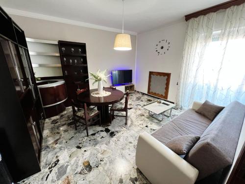 Μια τηλεόραση ή/και κέντρο ψυχαγωγίας στο Casa di Mattia