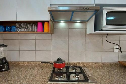 Η κουζίνα ή μικρή κουζίνα στο CIELITO LINDO casa de lujo con alberca 3 habitaciones