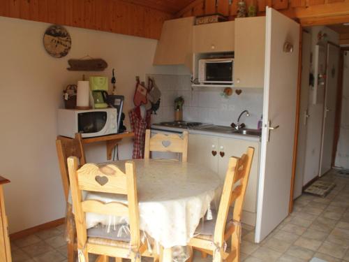 Una cocina o cocineta en Studio Châtel, 1 pièce, 4 personnes - FR-1-200-280