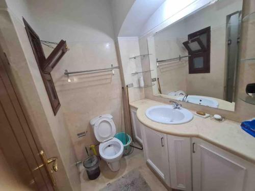 Sabina – A Luxurious Fully Furnished Ground Floor 2BD Apartment in El Gouna-Red Sea