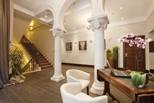 
The lobby or reception area at Villa Orsula
