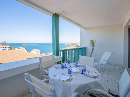 Appartement moderne avec piscine collective - FR-1-4-623