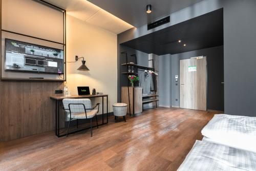 Η κουζίνα ή μικρή κουζίνα στο FreshSuites & Bar