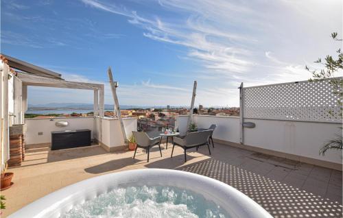 Awesome Apartment In Santantioco With Jacuzzi, 2 Bedrooms And Wifi