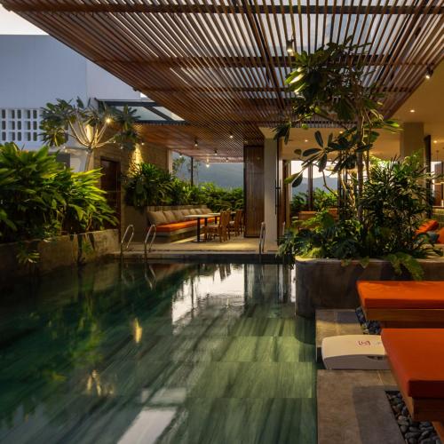 Kolam renang di atau dekat dengan Le Mint Hotel Quy Nhơn