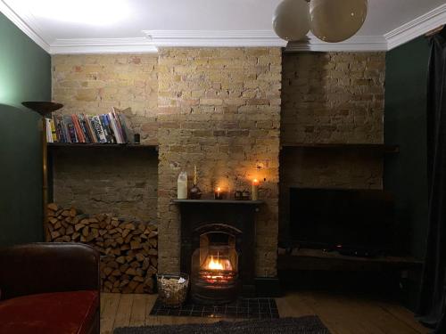 Campania & Jones House photo 20