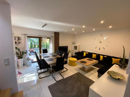 Χώρος καθιστικού στο Dom Przy Skoczni Dom w Szczyrku Do Wynajęcia