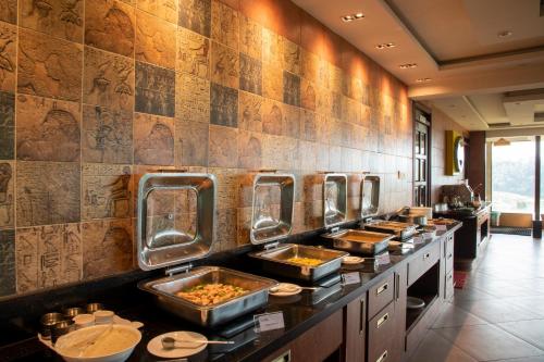 Mad på resortet eller i nærheden