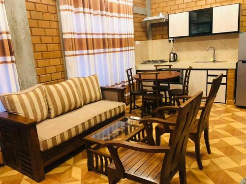C & M Villa - Midigama – Photos 4