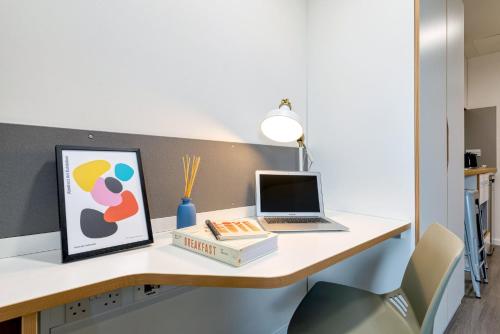 Gallery image of For Students Only Merlin Heights Leicester in Leicester
