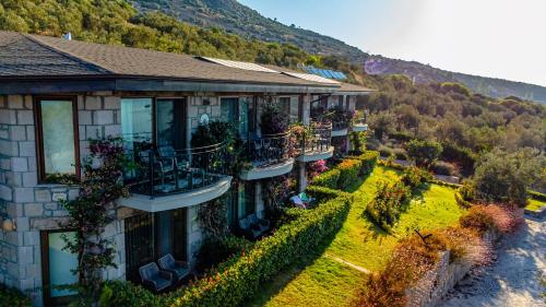 Gallery image of Assos Dionysos Special Class Hotel Adults Only 12 years in Behramkale