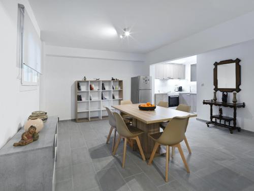2 bedroom aprtmnt next to Hilton and all hospitals