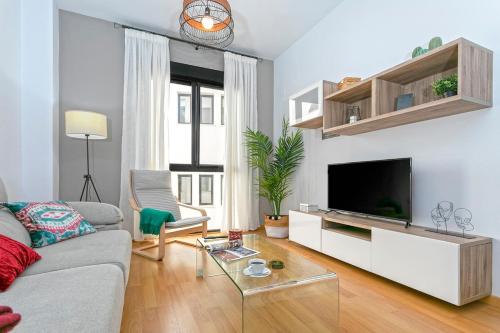 -MalagaSunApts- Central FreeParking RooftopPool