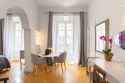 -MalagaSunApts- Luxury HistoricalCentre