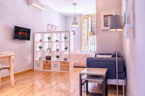 -MalagaSunApts- Vibrant Historic City Centre