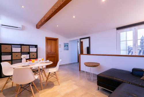 -MalagaSunApts-Private Terrace Penthouse