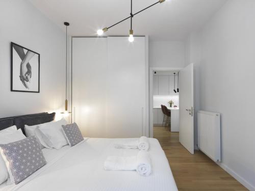 FRESH, NEW & READY FOR YOU! RNVTD APT IN KOUKAKI!