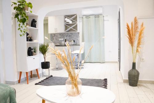 Imagen de la galería de SunStone Apartment, en Fira