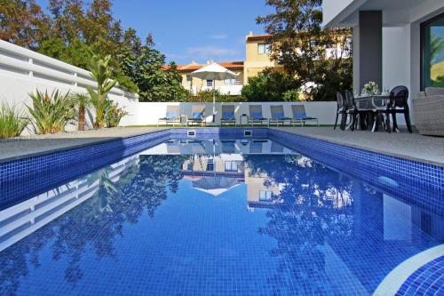 Piscina a Villa Maritime o a prop