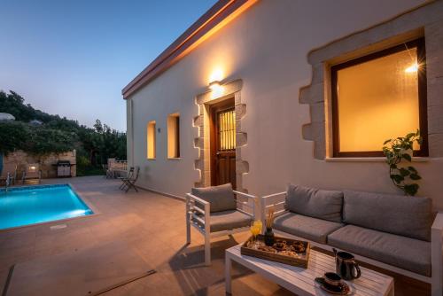Πισίνα στο ή κοντά στο Villas Libra
