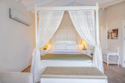 Ένα ή περισσότερα κρεβάτια σε δωμάτιο στο Alya Villa Butik Hotel