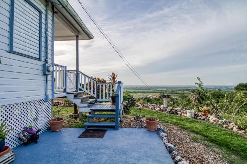 Μπαλκόνι ή βεράντα στο Mattea Vacation House at Bella Vue Estate