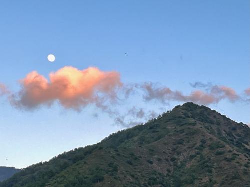 Γενική θέα στο βουνό ή θέα στο βουνό από  αυτή η παραθεριστική κατοικία