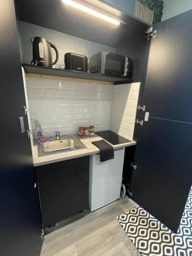 Gambar di galeri bagi Deluxe Studio Apt in Central Manchester 20 percent Off for Drake Concert Attendees! di Manchester