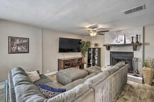 Tempe Oasis Heated Pool, Spa and Putting Green