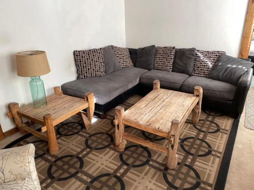 Posezení v ubytování Adventures Vacation Rentals