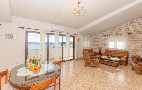 Stunning Apartment In Kanica With 2 Bedrooms And Wifi