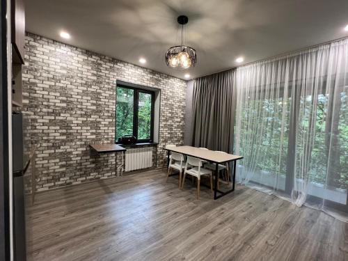  SeventeenCottage -  Room  picture :   Tea/Coffee maker    Bath    Hairdryer                           