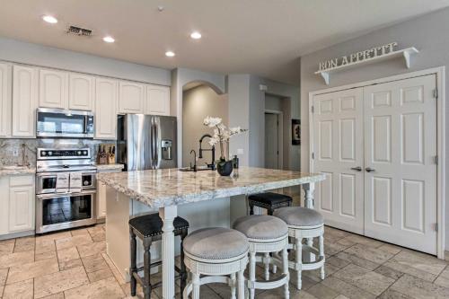 Photo de la galerie de l'établissement Spacious Scottsdale Home Swim, Golf and Hike!, à Scottsdale