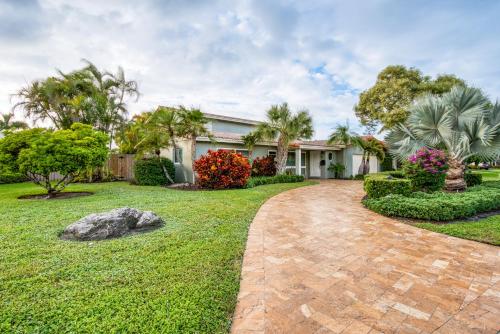 Lighthouse Point Living – Photos 2