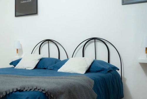 A bed or beds in a room at Hulu