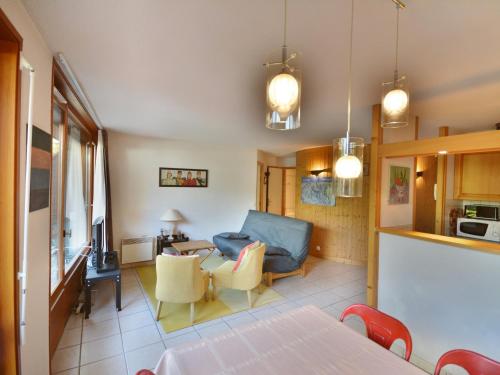 Photo de la galerie de l'établissement Idéal centre Morzine: T2 cosy pour 6 pers., proche pistes, terrasse, parking couvert - FR-1-684-41, à Morzine